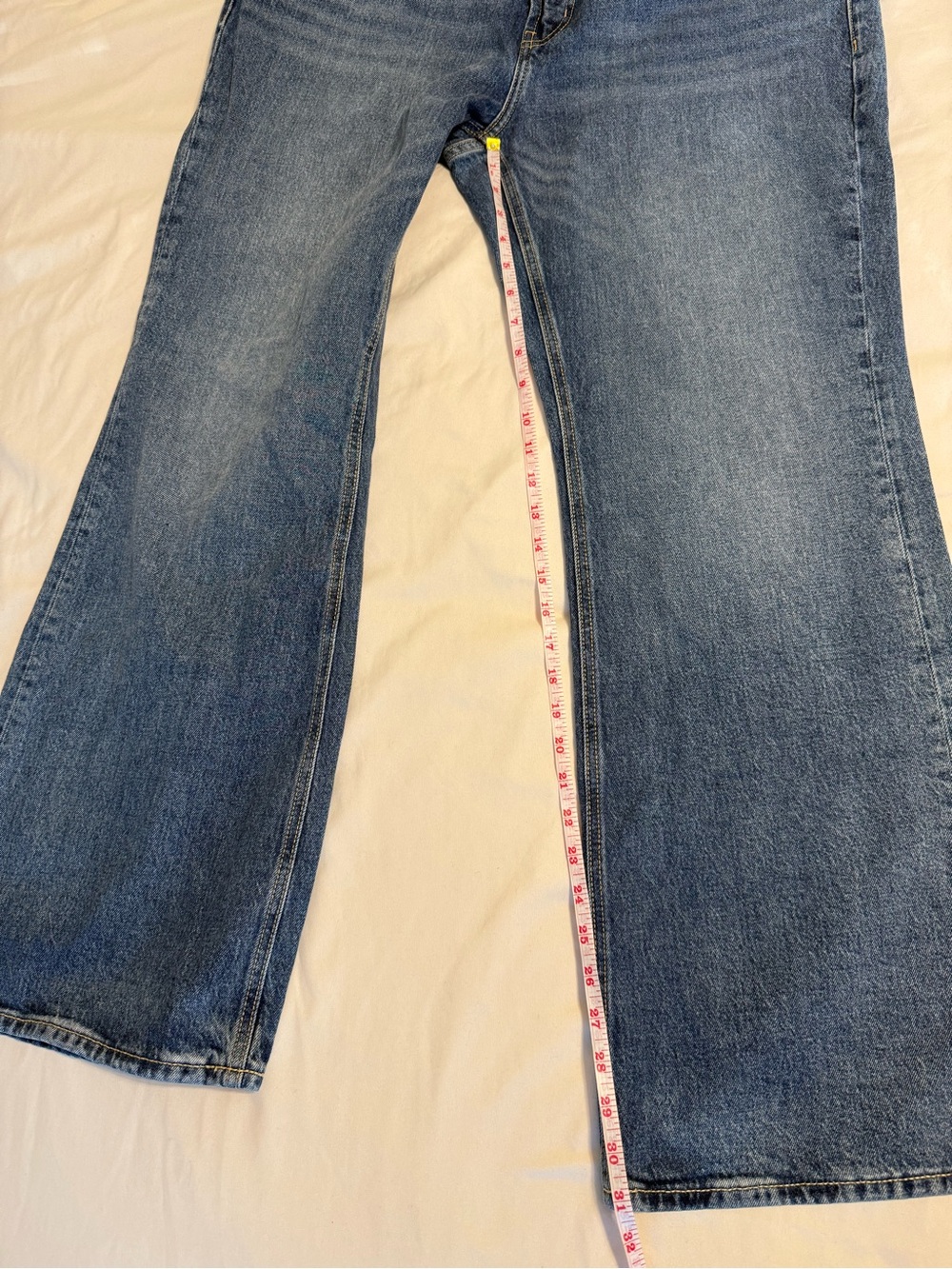 NWT Old Navy Mid-Rise Loose Boot-Cut Jeans Women’s 16 Color Kyle - Picture 8 of 12